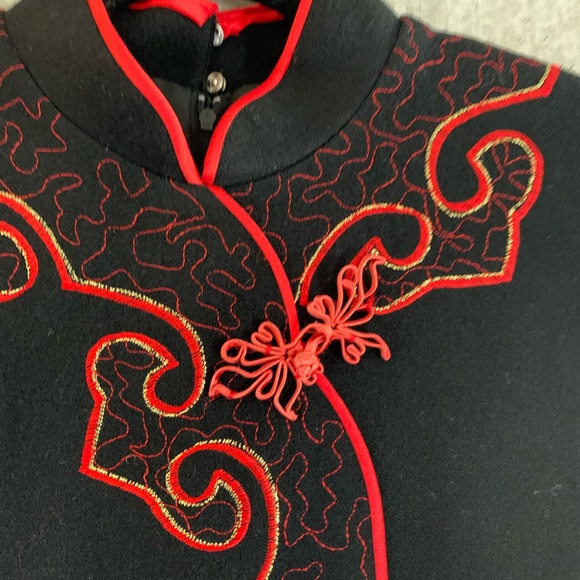 Traditional Chinese/Taiwanese wool dress - Picture 3 of 7